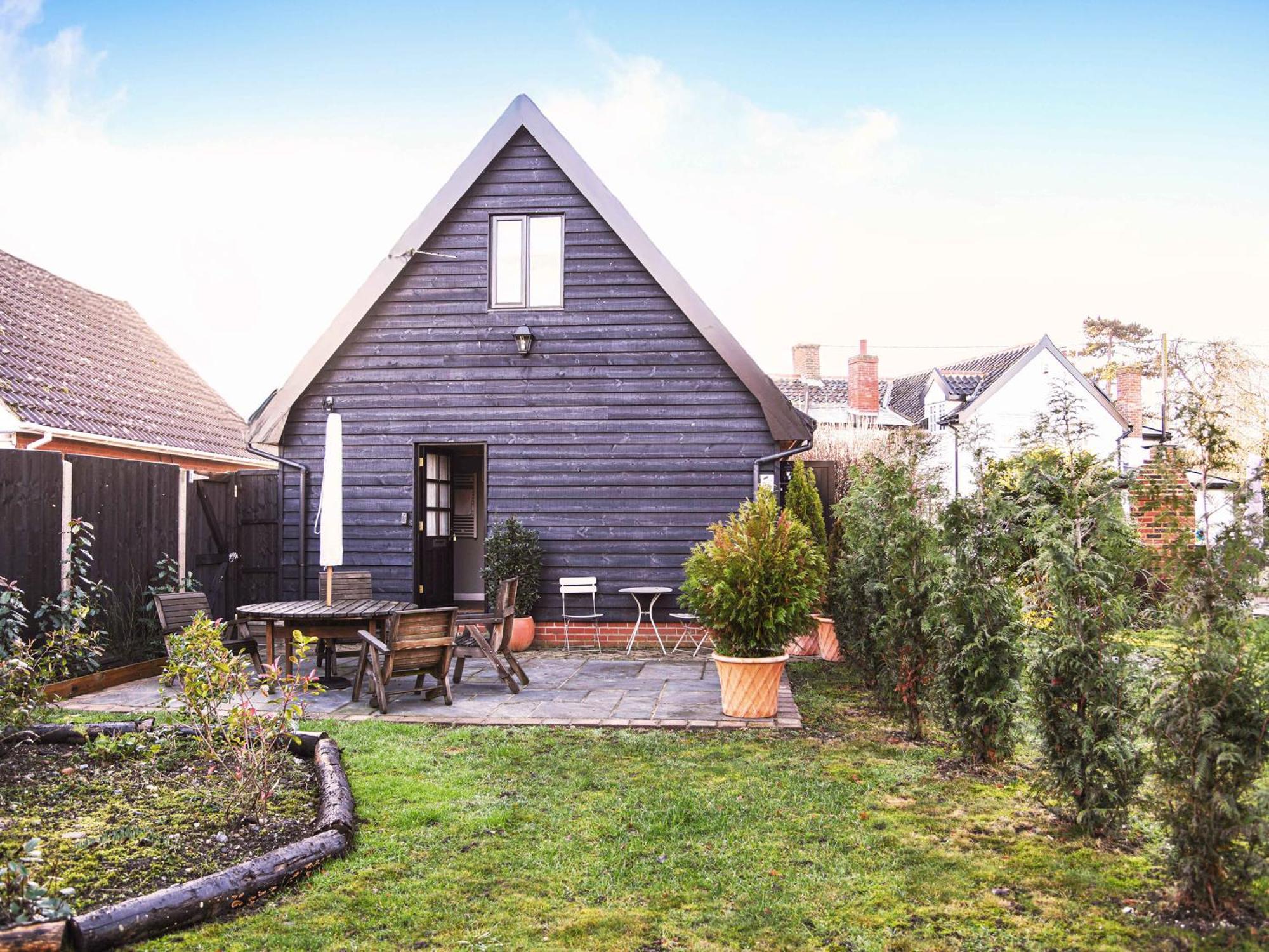Little Dene Lodge By The Suffolk Cottage Collection Pakenham Exterior photo